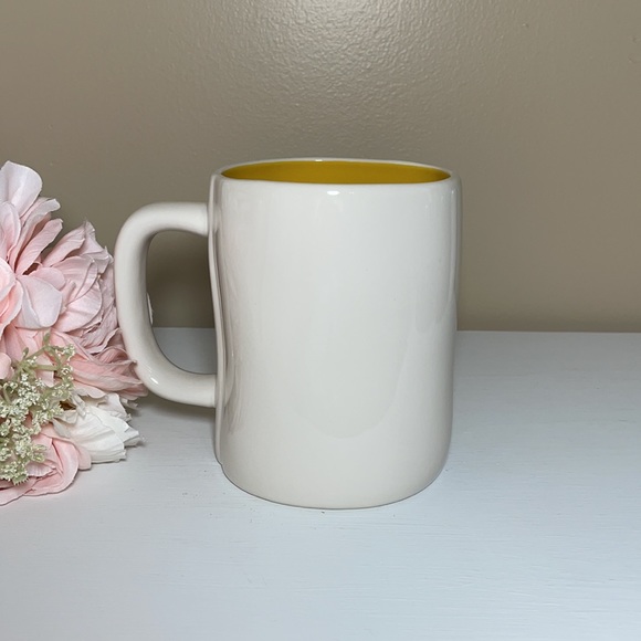 NWT Rae Dunn BUSY BEE Mug - Picture 3 of 4